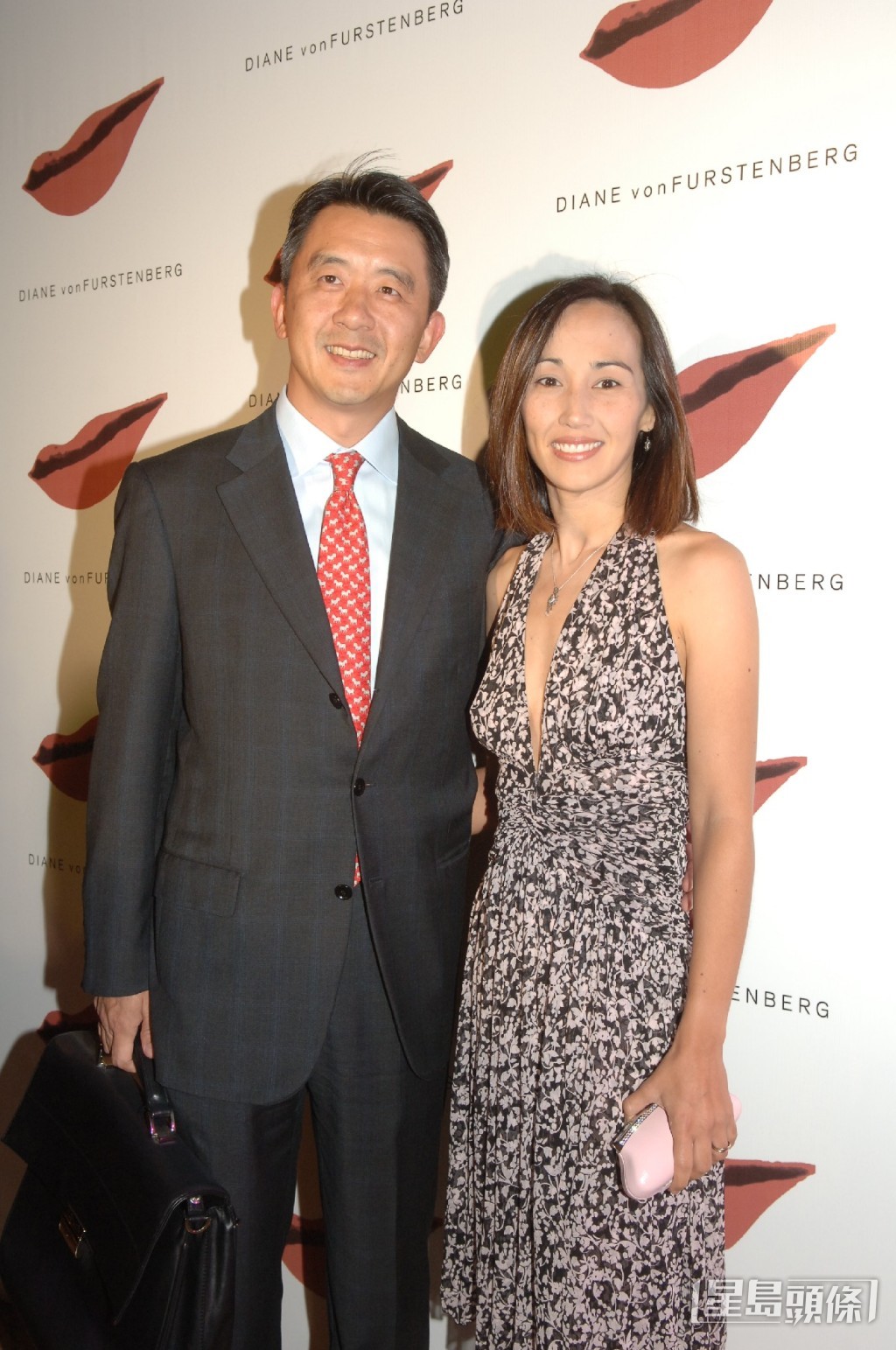 柏安妮曾擔任香港明德兒童啟育中心的職業治療師。