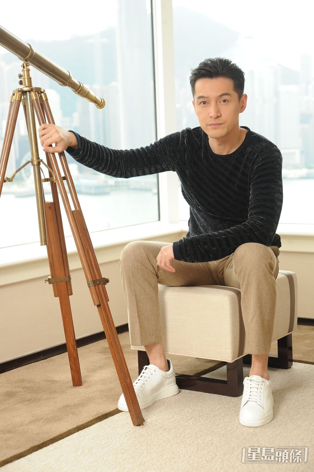 胡歌畢業於上海戲劇學院表演系。