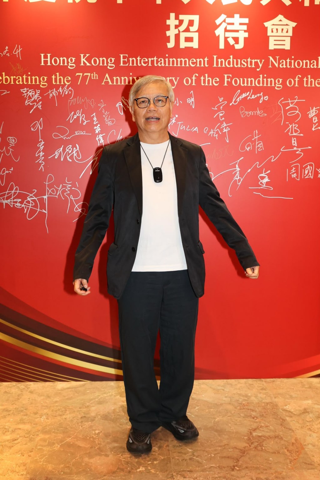 田啟文在訪問中強調,李力持是位「八面玲瓏」的人。