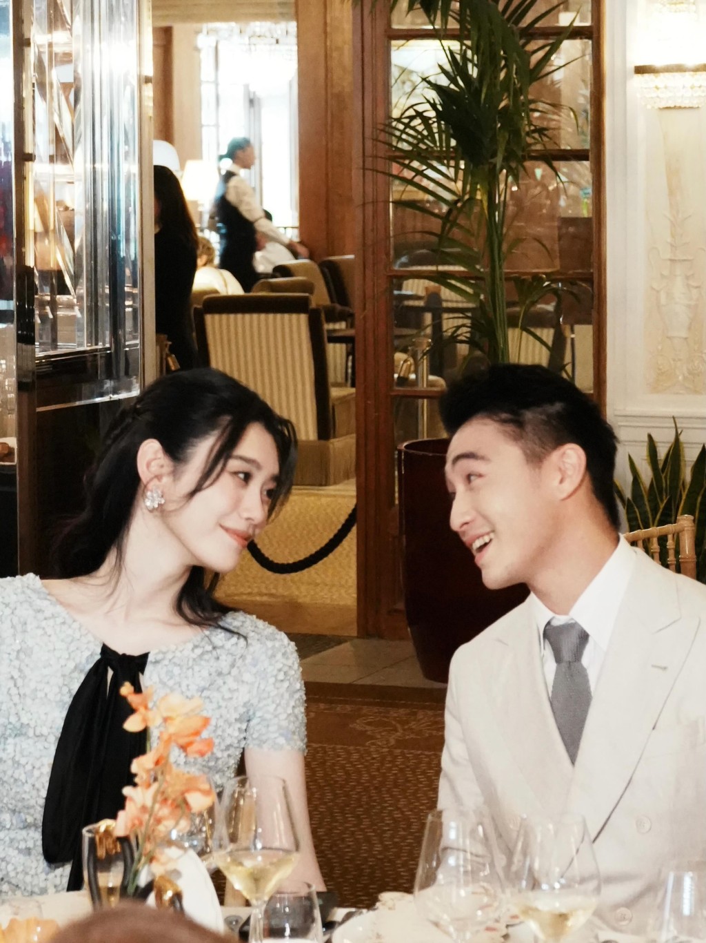 有傳聞指婚禮花費高達一億元。