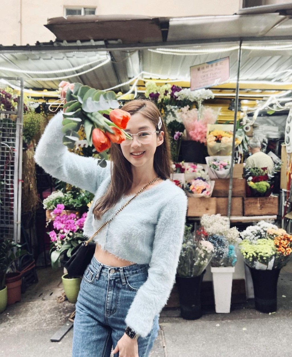 岑麗香的眼鏡造型受到不少粉絲喜愛。