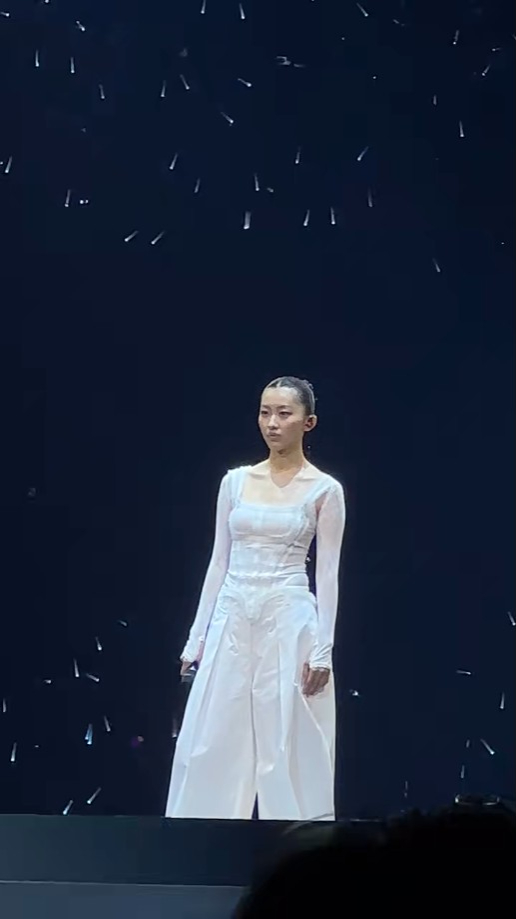陳康堤去年8月首度在澳門的華納家族演唱會《WM! GO!》中亮相。