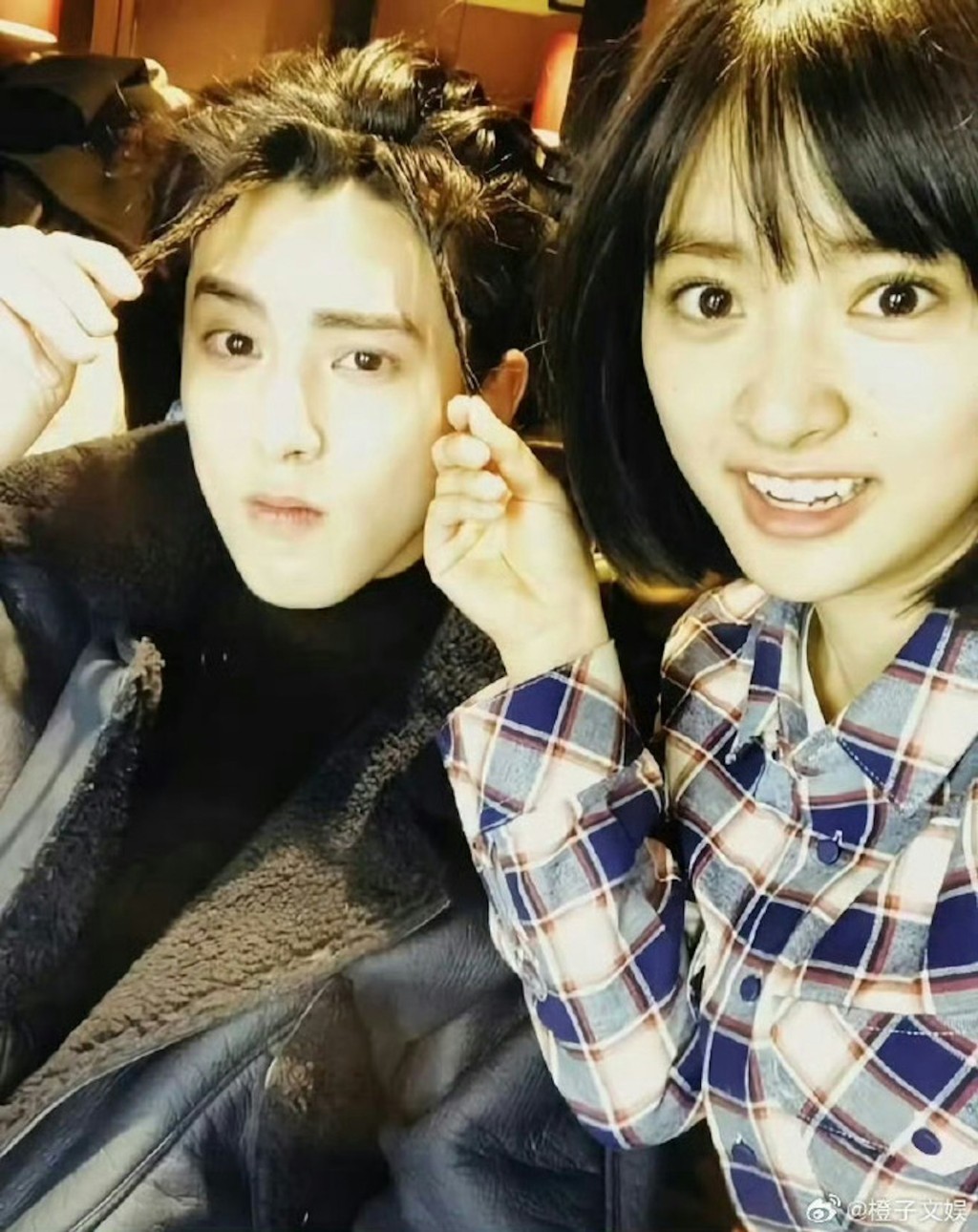 王鶴棣與沈月的友誼被傳生變。
