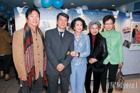 白茵夫婦舉行記者會,宣布在結婚45周年推出自傳,羅蘭亦有到場。(圖:東周刊)
