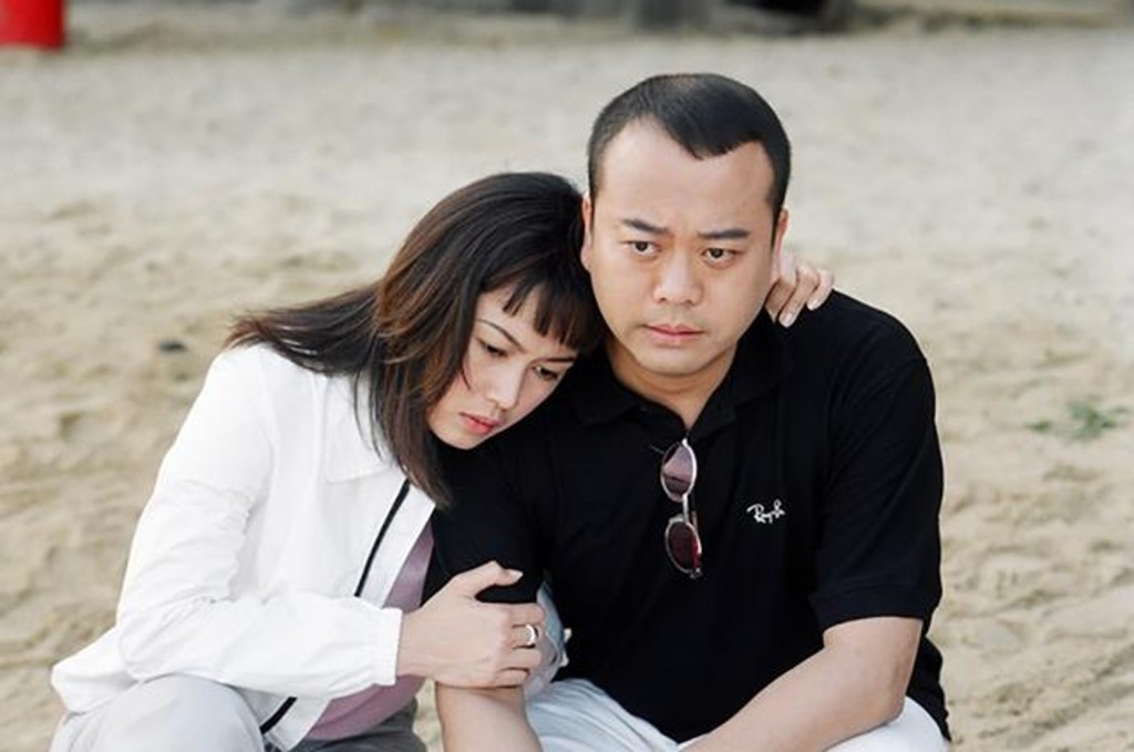 姚瑩瑩曾在《陀槍師姐II》中與歐陽震華演繹情侶關係。