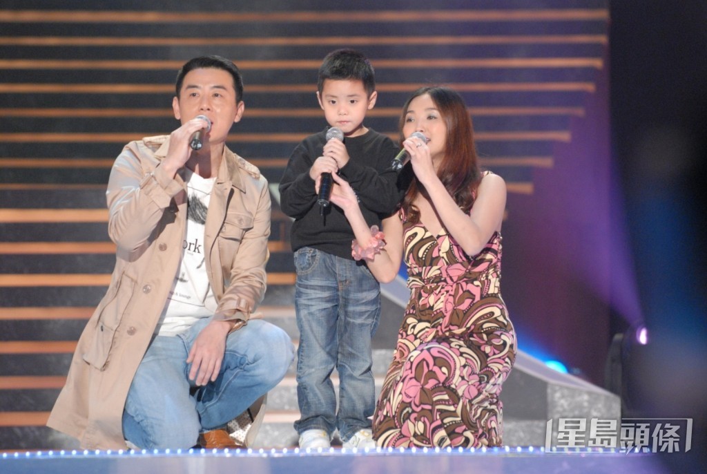 夫婦以往不時與兒子一同演出。