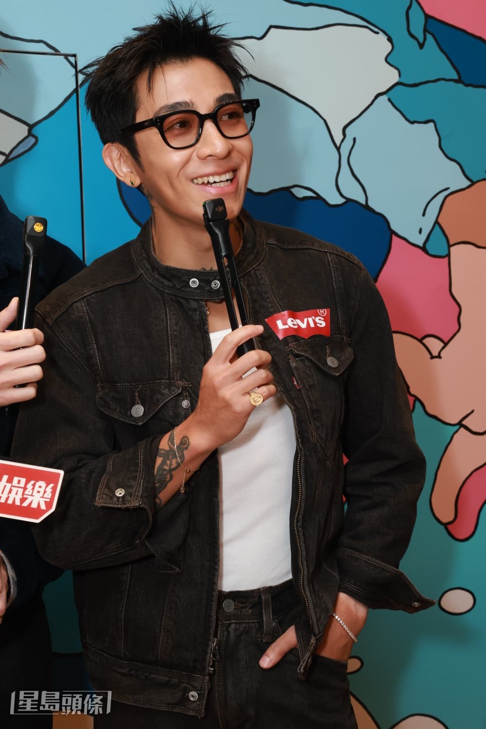 Tyson Yoshi透露將於11月在加拿大開演唱會,並預告會在台上除衫晒肌。