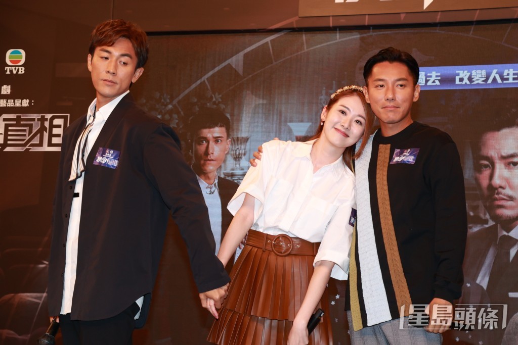 鄧佩儀在《換命真相》首度擔正女主角，當時有指同劇演員對其表現有意見。