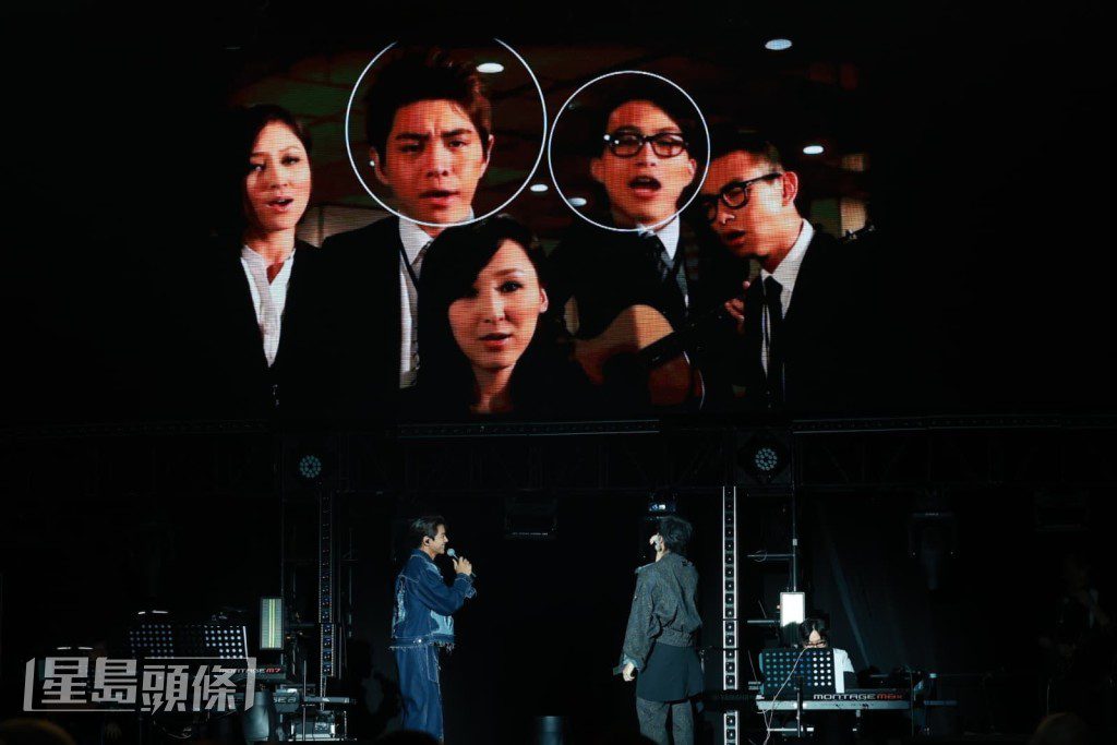 吳業坤的陳年舊照在演唱會上播出。