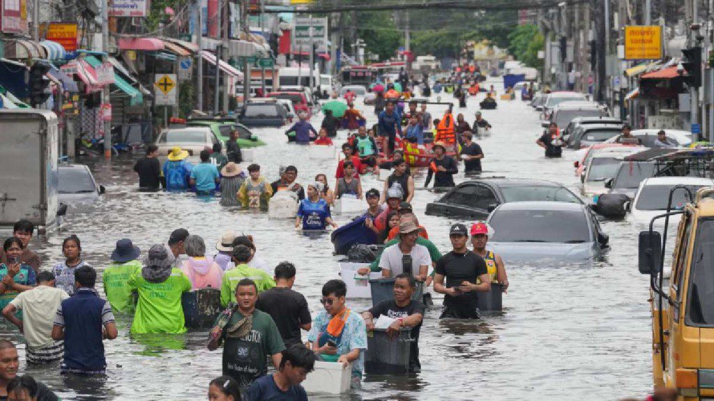 泰國水災死亡人數增至24人 逾300萬人受災 一名中國公民遇難