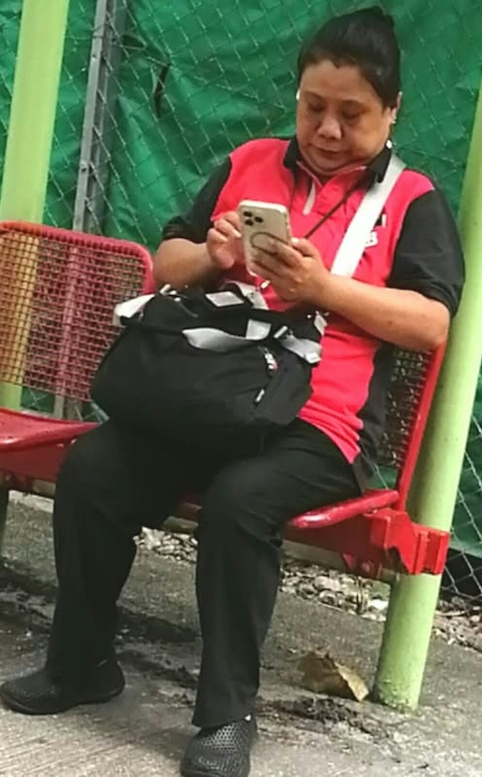 徐美娜轉行駕駛巴士。