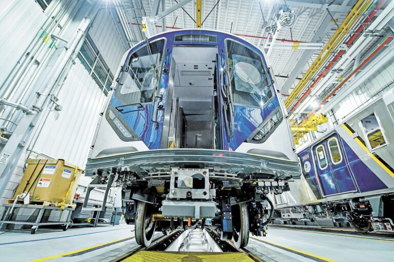 由川崎製造的R211地鐵車廂，因關稅大幅增加了成本。MTA Flickr圖片