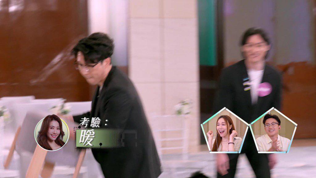 吳旭東直接將整張櫈搬到阮嘉敏面前坐下。