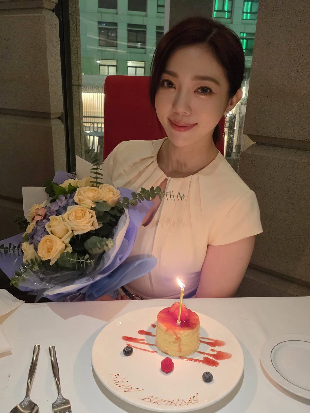 徐蒨駖與男友一同慶祝39歲生日。
