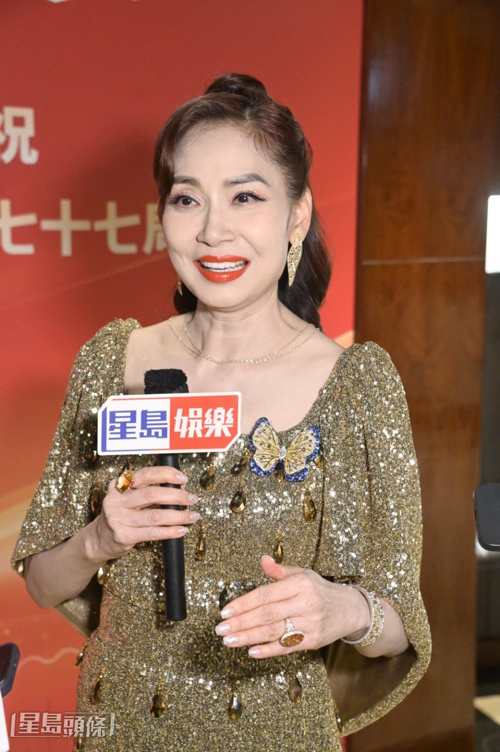 現在則傾向選擇與社會大眾有切身關係的歌曲。