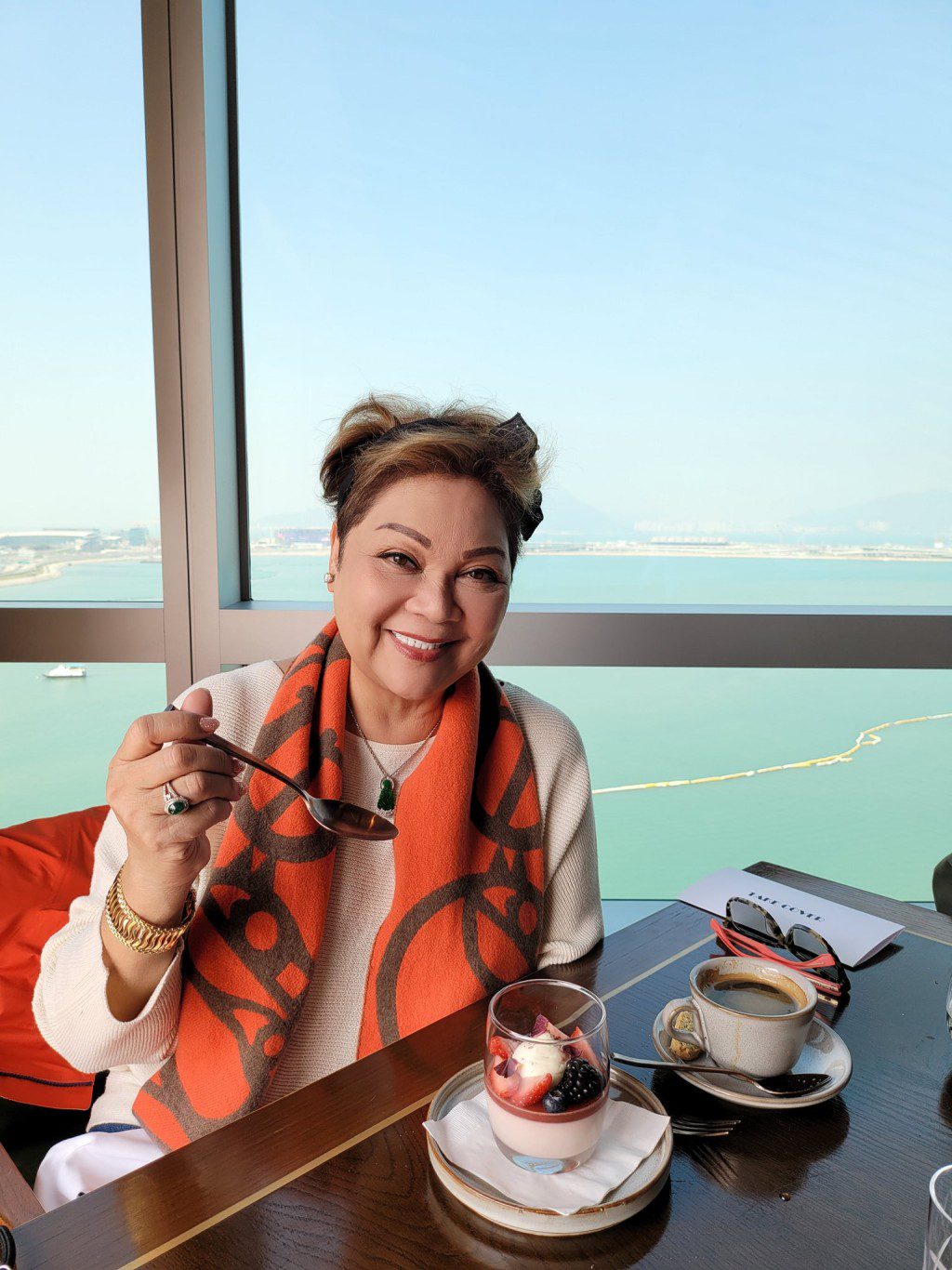 70歲的肥媽至今仍未言休,繼續活躍工作。