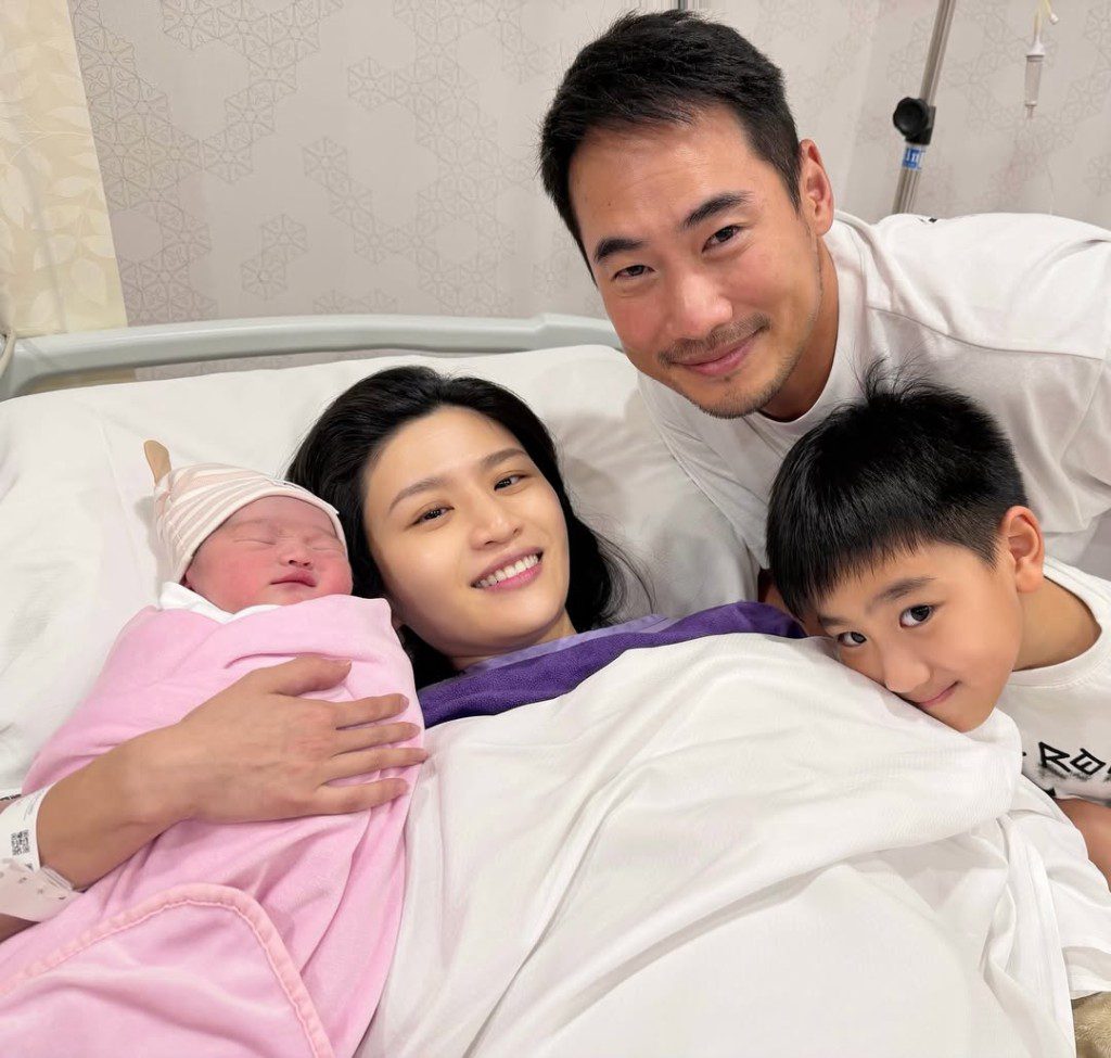 林芊妤曾經歷流產,最終於2025年11月誕下細女。