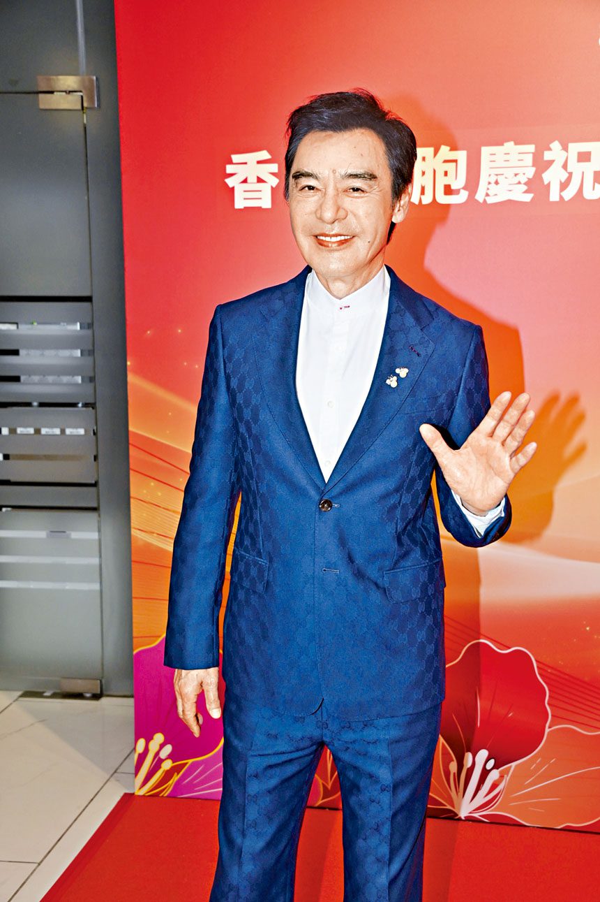 ■B哥盼在香港開大型演唱會，但紅館申請需時。