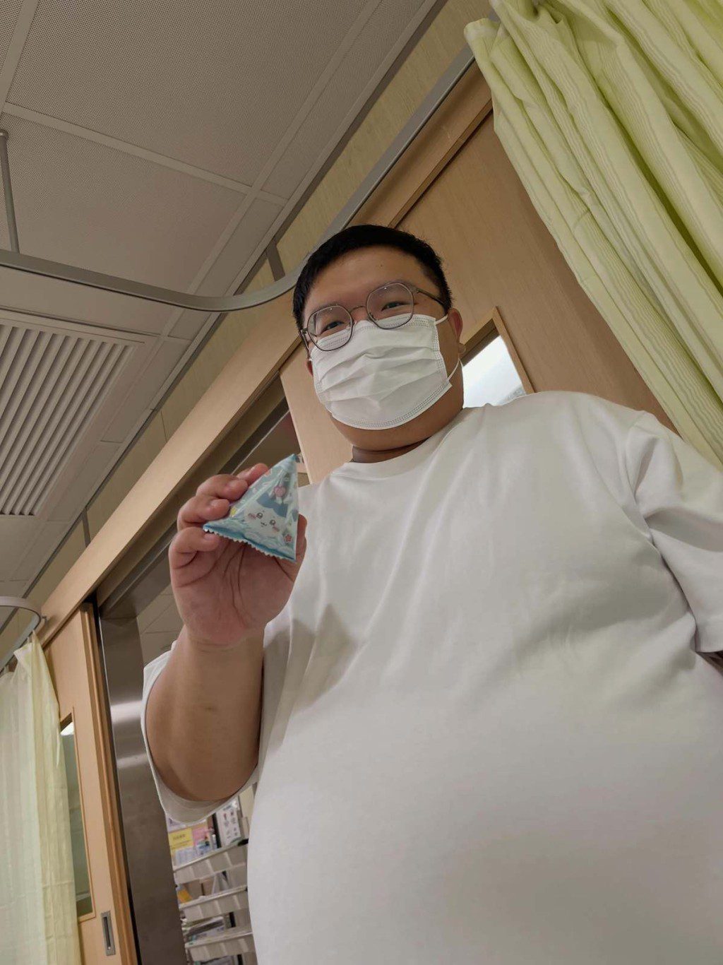 肥豪近期復出工作,令部分網民以為阿寶病情好轉。