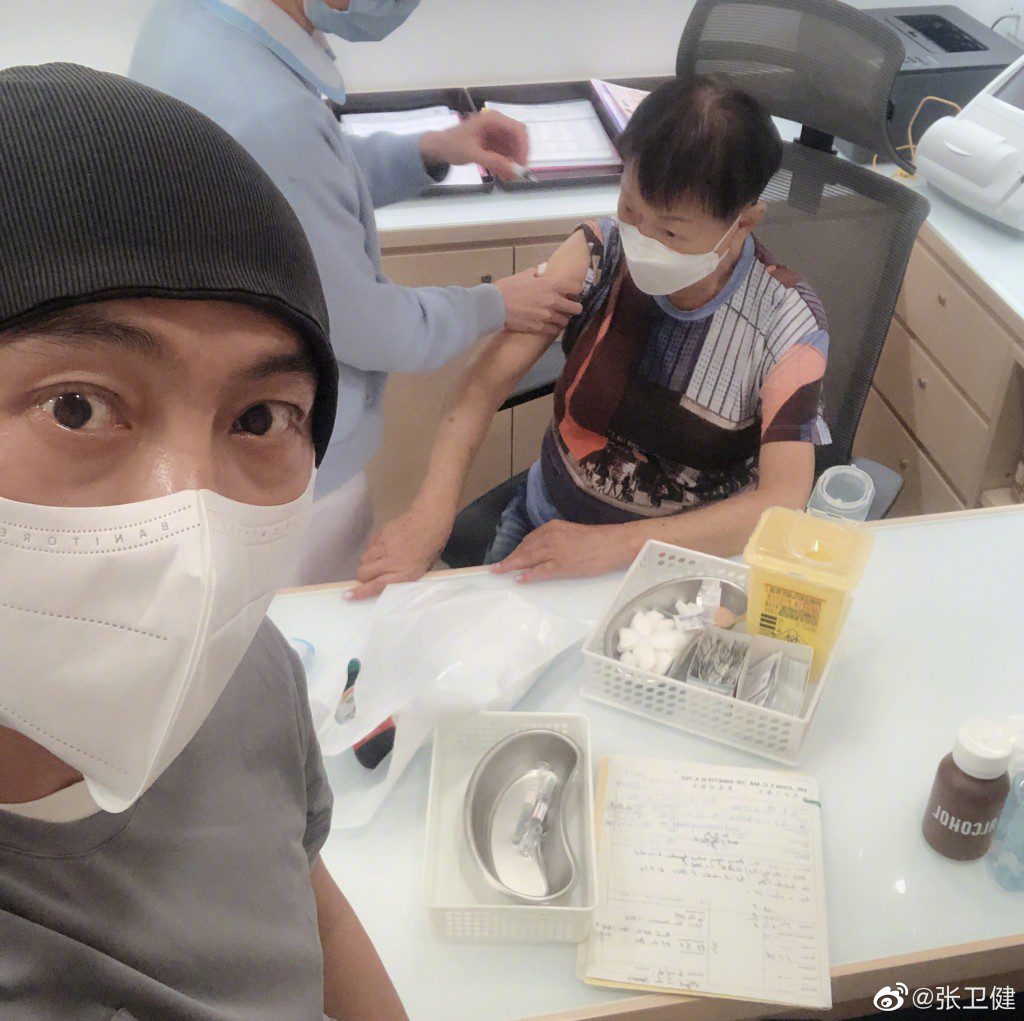 張衞健一向關顧家人。