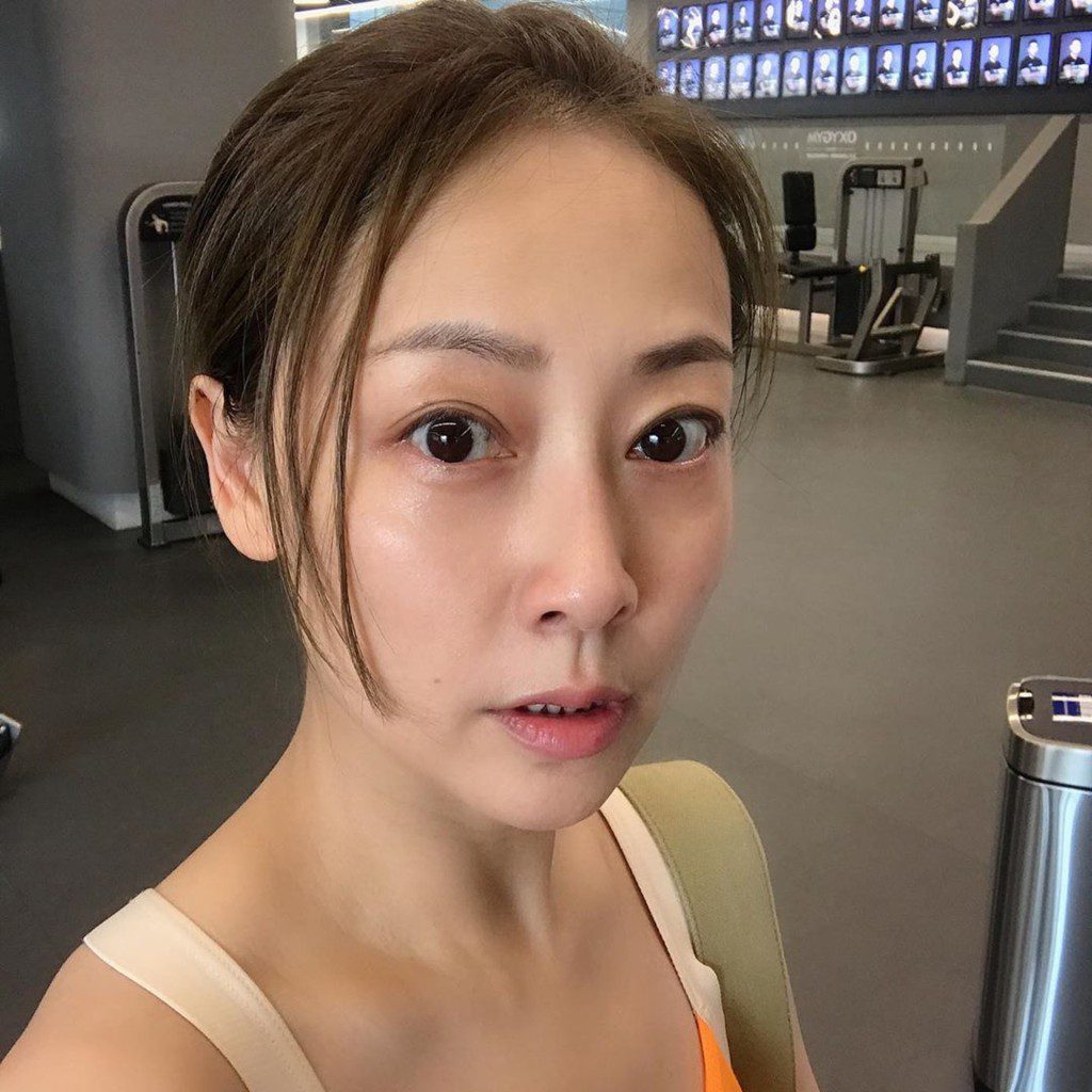 張衞健不忍太太張茜為生仔受盡折磨，決定不生育。