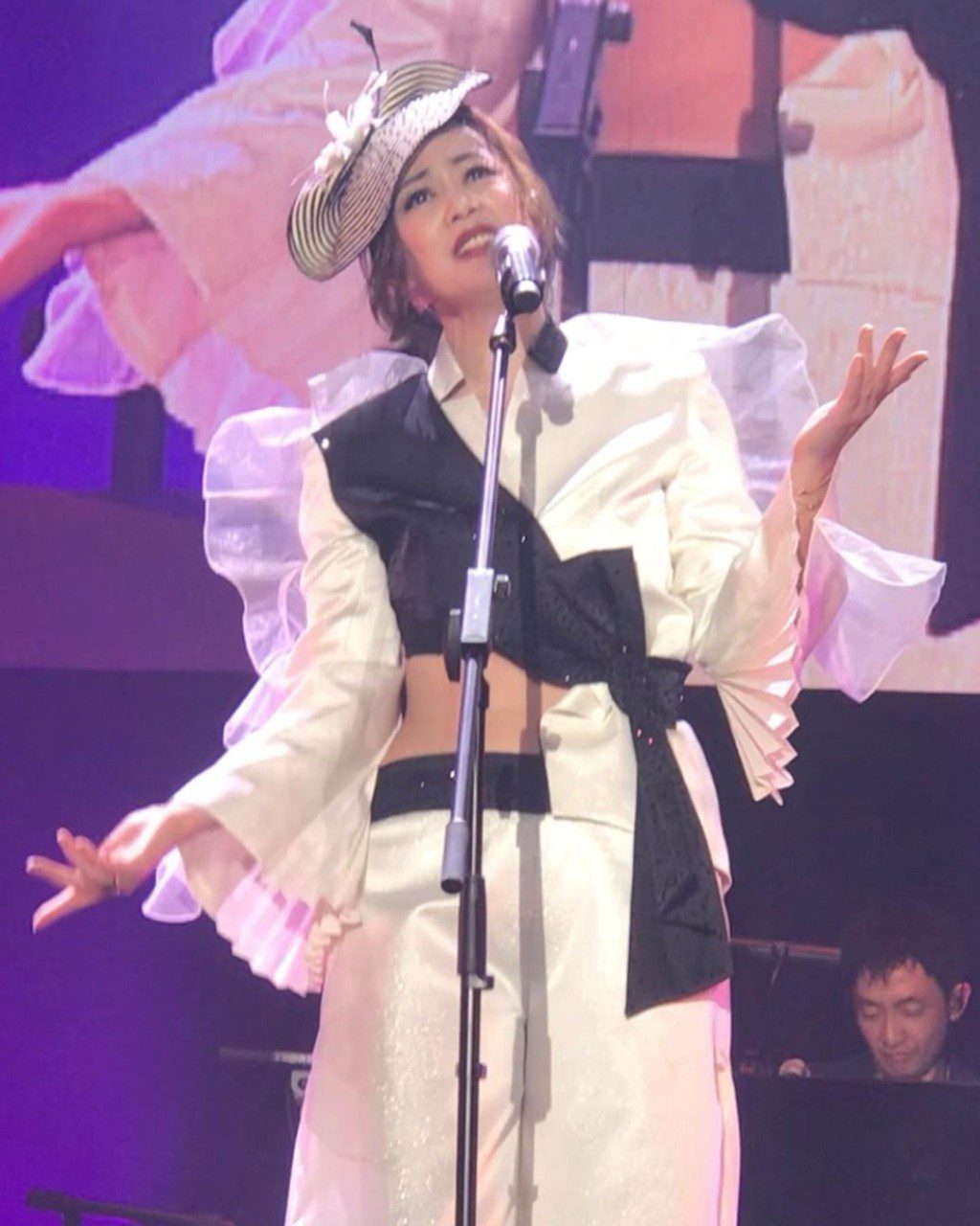 王馨平曾是一代玉女歌手代表人物。