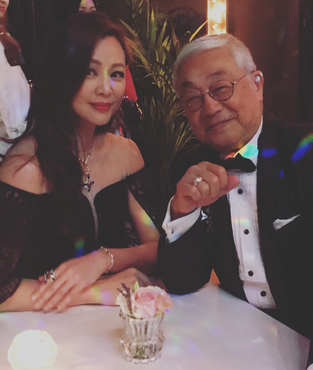 曾江生前與外甥女王馨平的感情十分要好。
