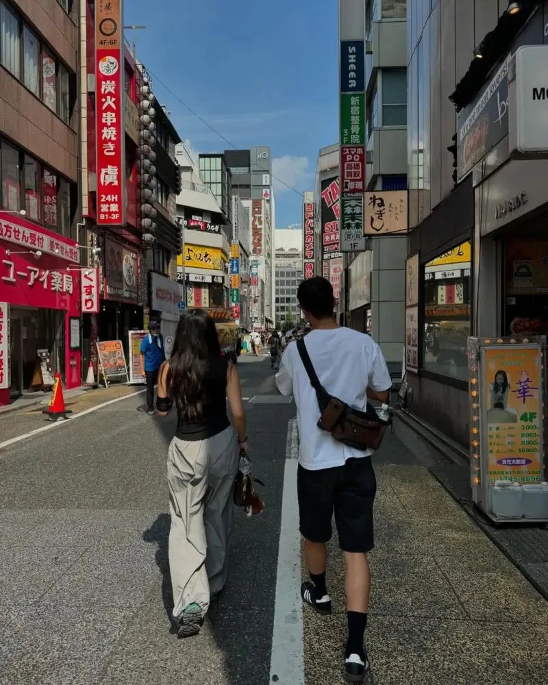 陳康堤曾與「Shou Honda」的互動十分甜蜜。