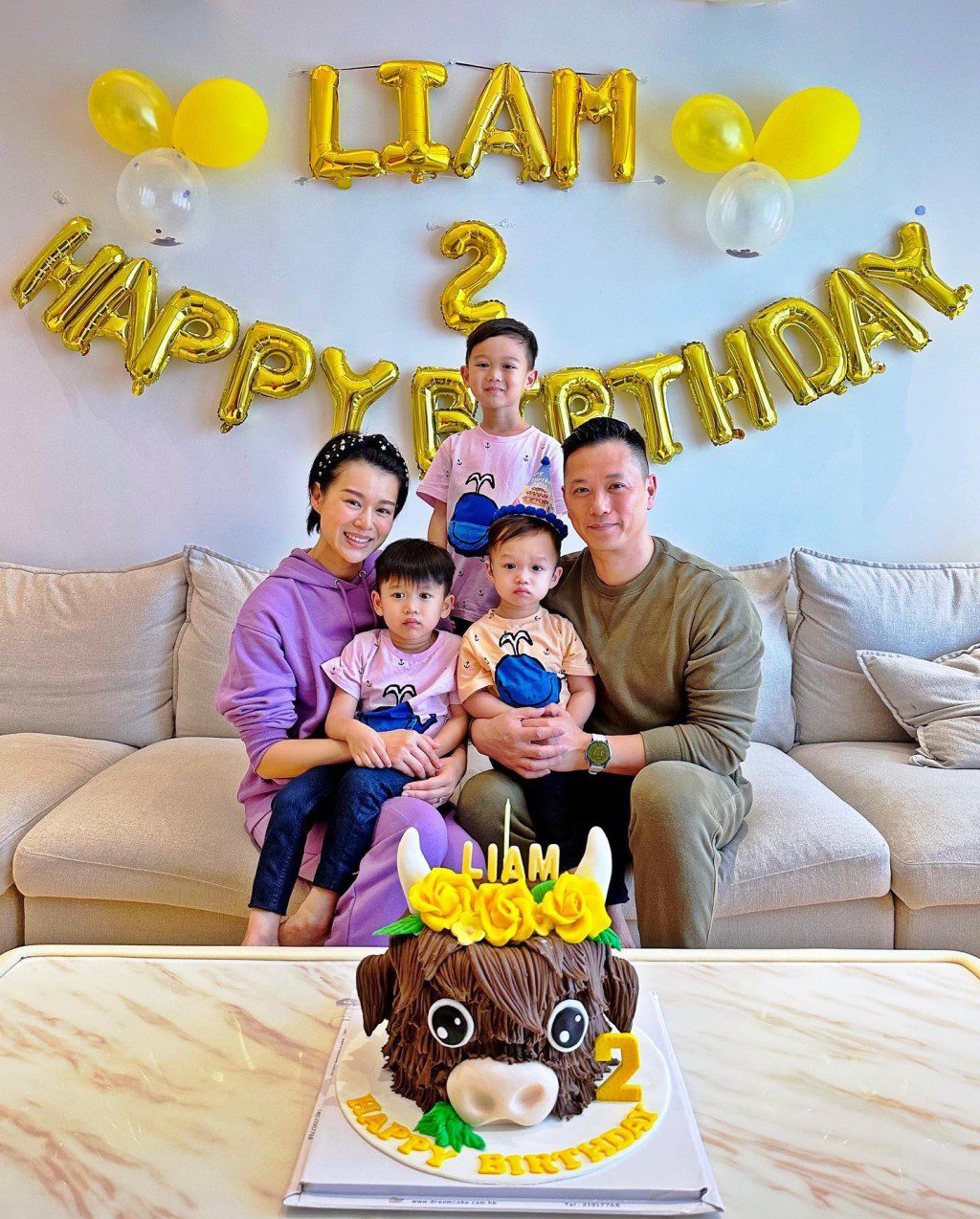 胡杏兒與丈夫李乘德四年內迎來三個兒子。