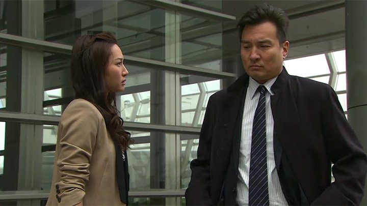 黃子雄2010年在《法證先鋒III》飾演徐子珊上司,其經常叉腰的姿態令觀眾印象深刻。