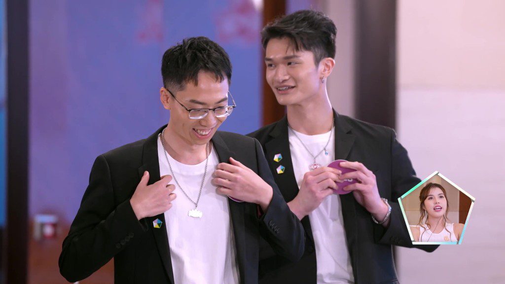 林福明全情投入遊戲環節。