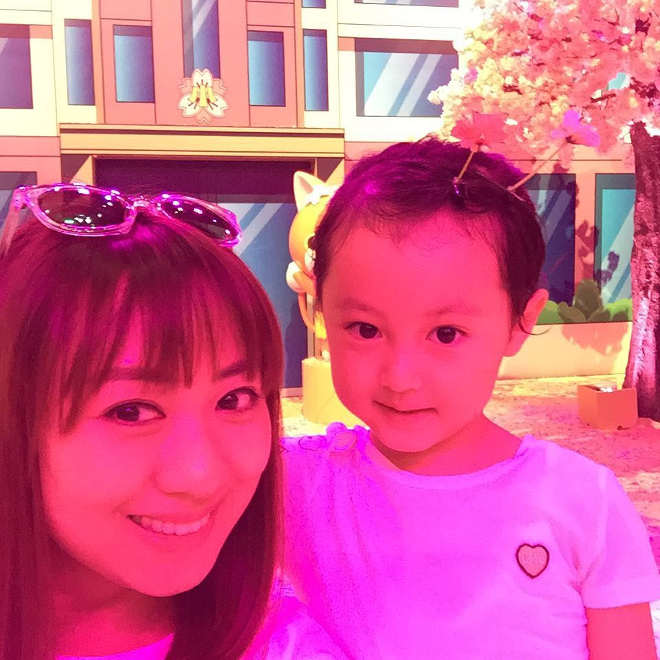 汪琳的大女兒Kesha從小品學兼優。