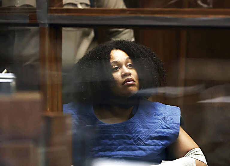 被控肇事車禍奪走六命的護士林頓被陪審團裁定罪名成立。洛杉磯時報