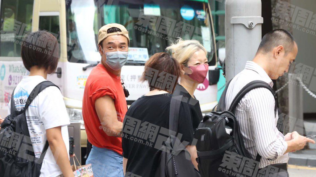 許氏夫婦一同前往健身室做運動備戰。