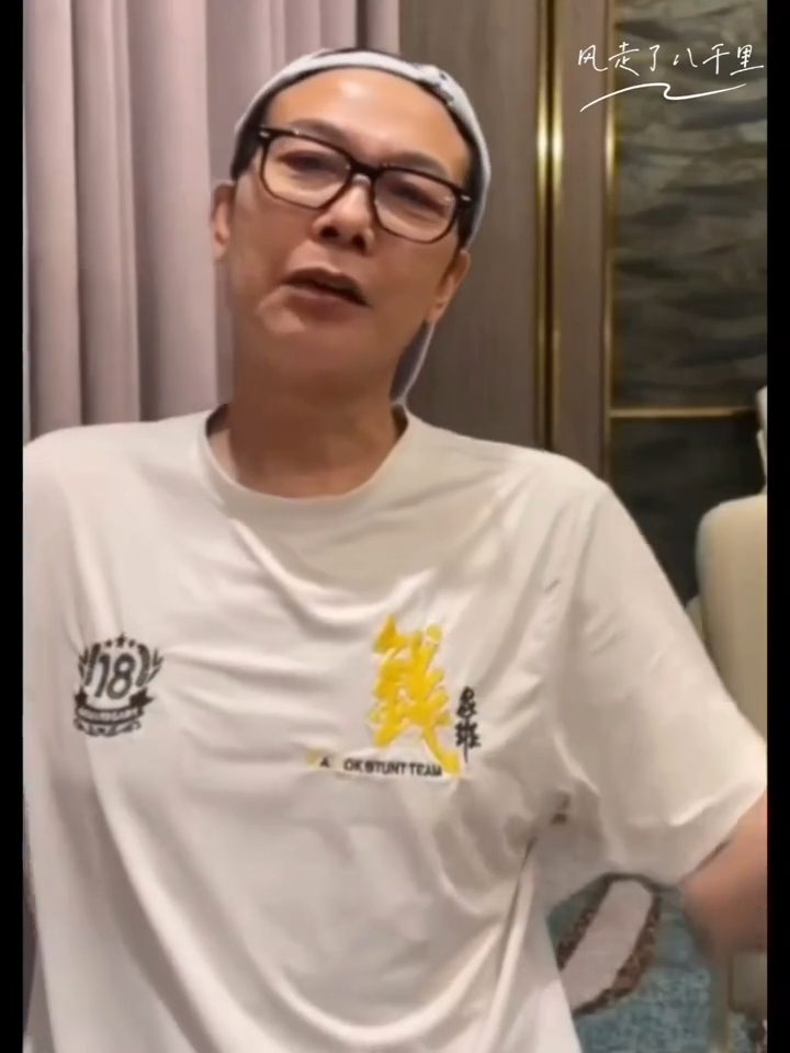 錢小豪看來精神不錯。