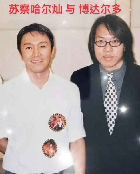 吳育樞（右）與周星馳有過多次合作機會。