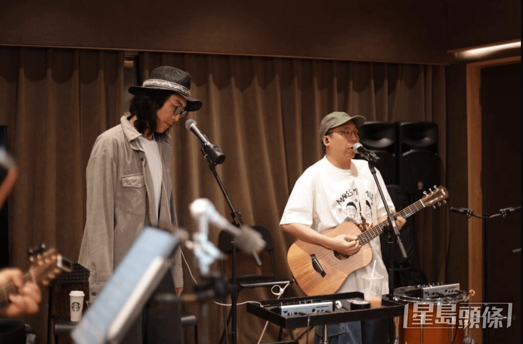 為了工作,農夫難免需要捱夜。