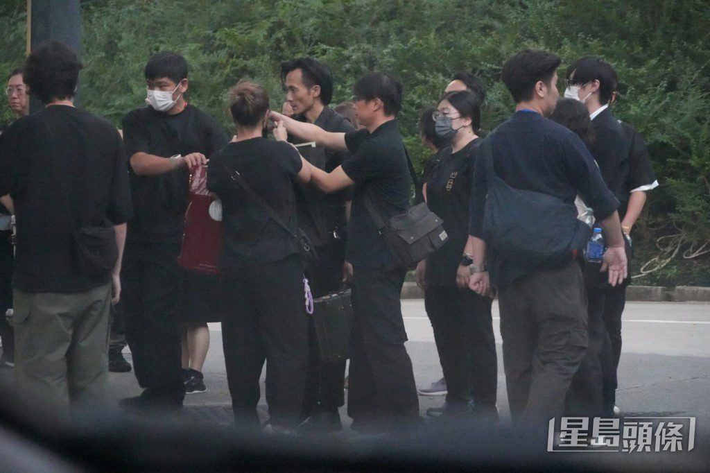 靈柩移送至大圍富山火葬場進行火化。