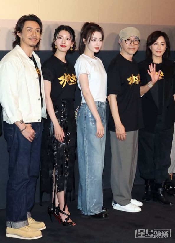 蔡思貝曾自薦參演周星馳電影。