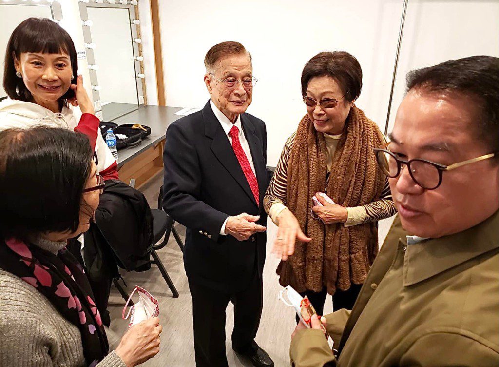 經常現身粵劇活動。
