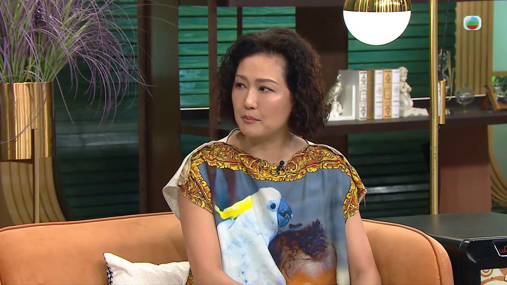 近日，羅敏莊亮相TVB節目《流行都市》，接受安德尊與宋芝齡訪問。
