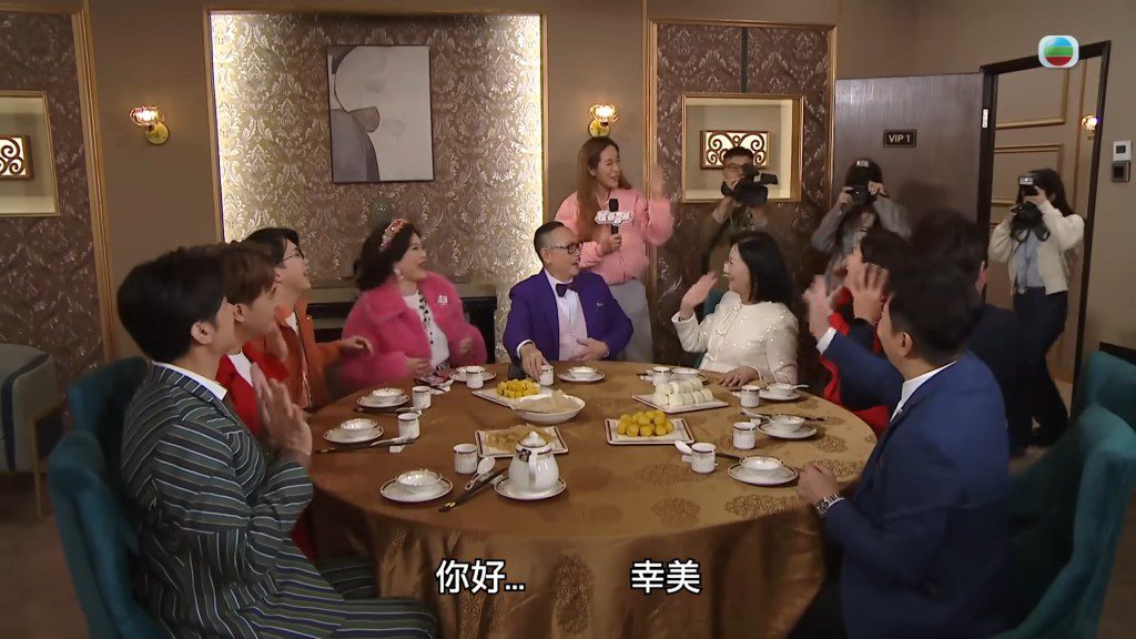 加上最後由吳幸美以記者身分採訪作結,非常巧合。