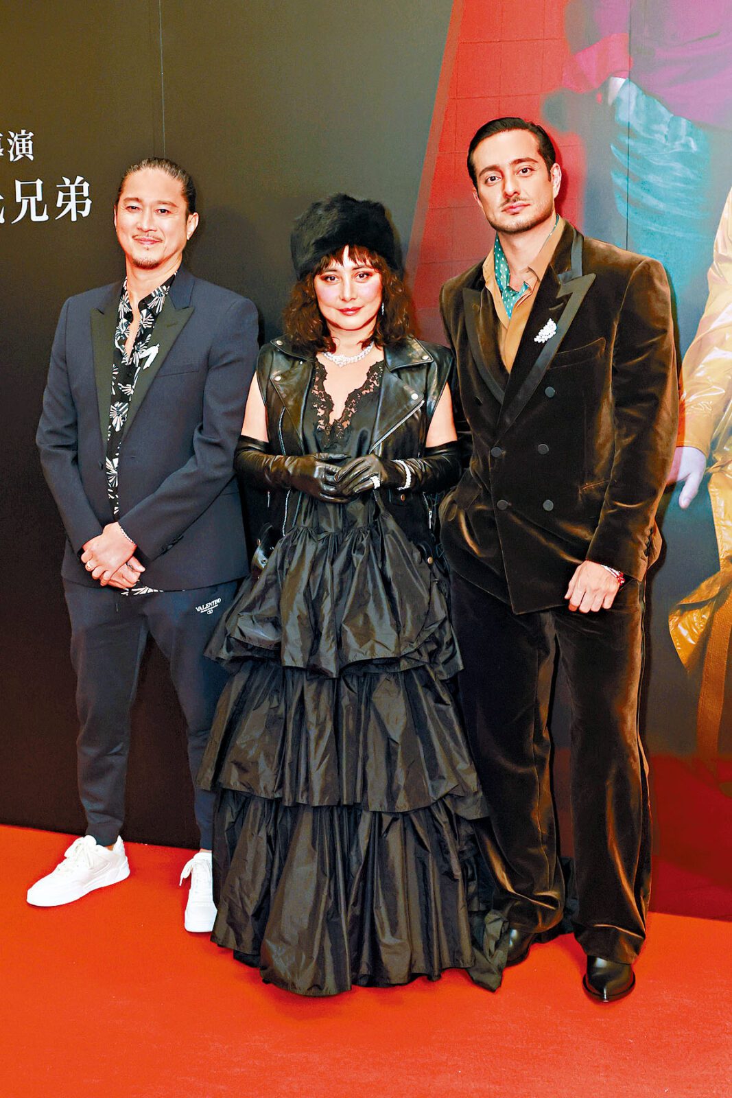 何超儀踢爆老公陳子聰（左）唔戒口好曳，力讚Iman（右）「好腳頭」。