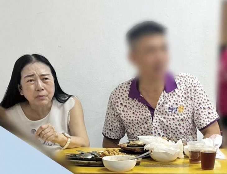 許純美近日被目擊現身牛排館。網上圖片