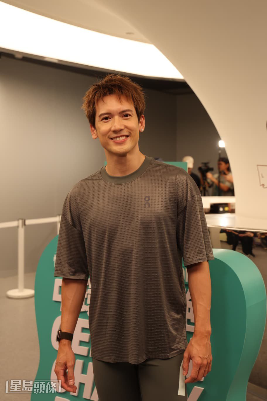 關智斌指,早前廣州演唱會已很早邀請了好友Twins和鄭希怡擔任嘉賓。