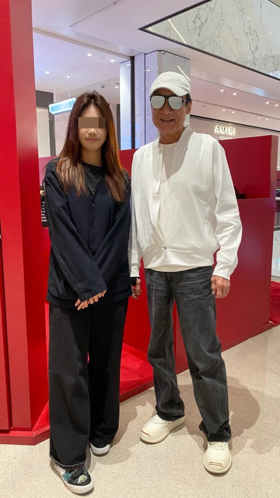 梁家輝早前現身上海，身形看來較以往消瘦。