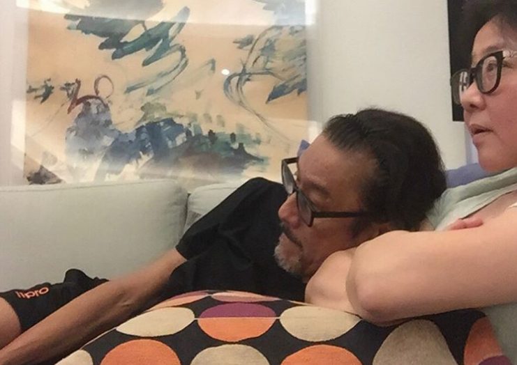 梁家輝與江嘉年結婚多年，感情依舊恩愛。