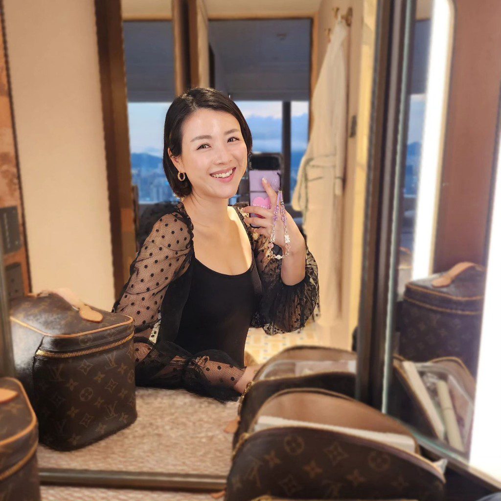 陳茵媺曾到酒店Staycation慶祝結婚周年。