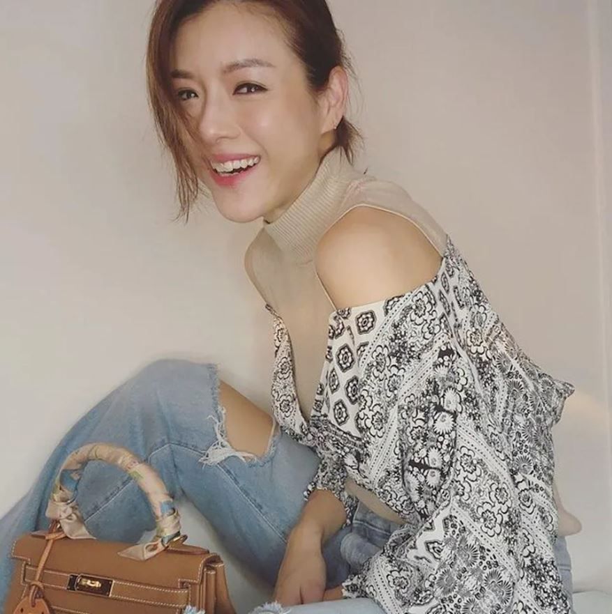 Hermès Kelly 25手袋價值約9萬元。