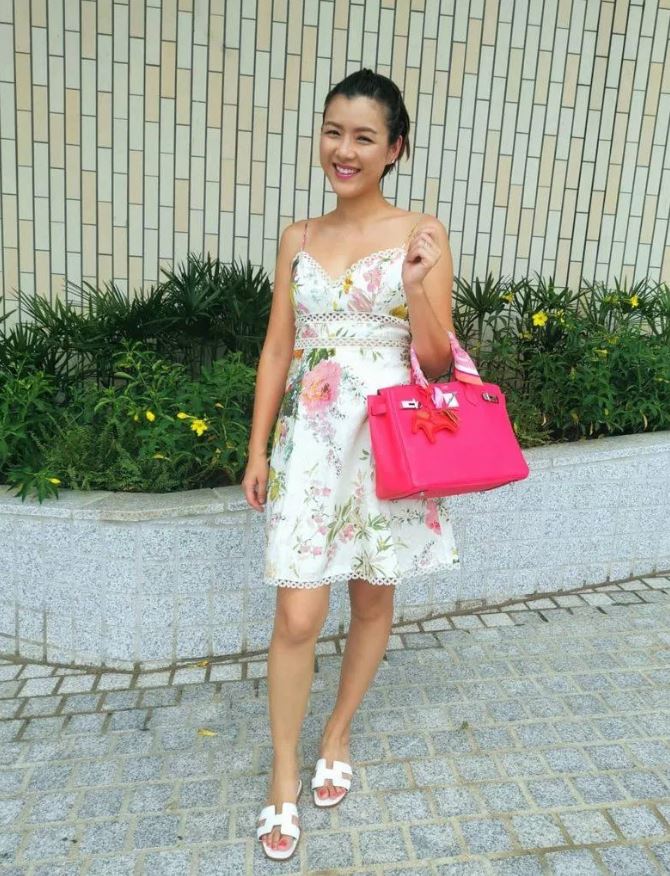 陳茵媺擁有Hermès Birkin 30手袋。
